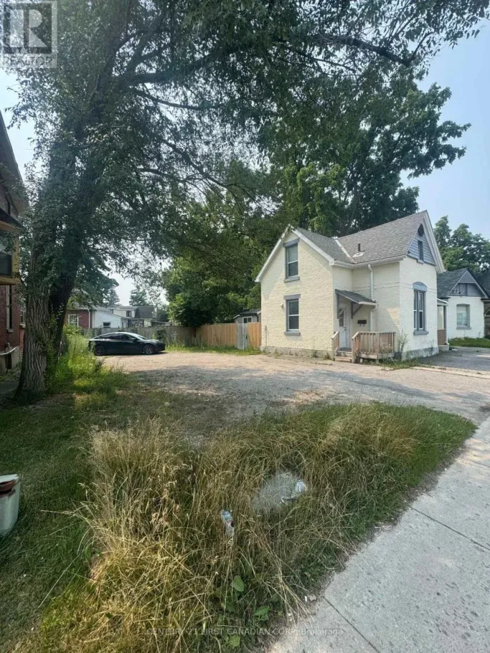 B - 28 OXFORD STREET W, London North