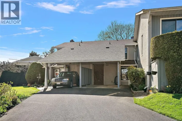 B 3054 Washington Ave, Victoria