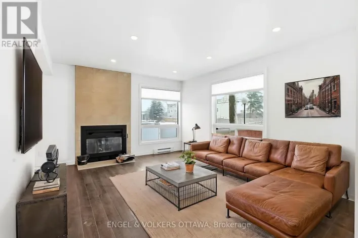 B - 311 PRESLAND ROAD, Ottawa