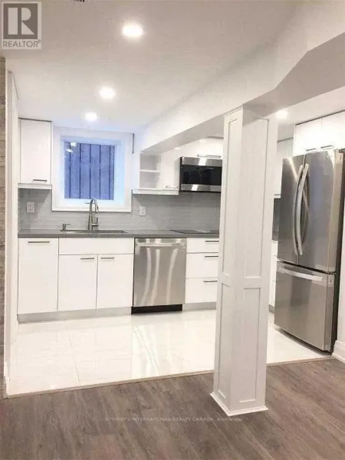 B - 340 KENILWORTH AVENUE, Toronto