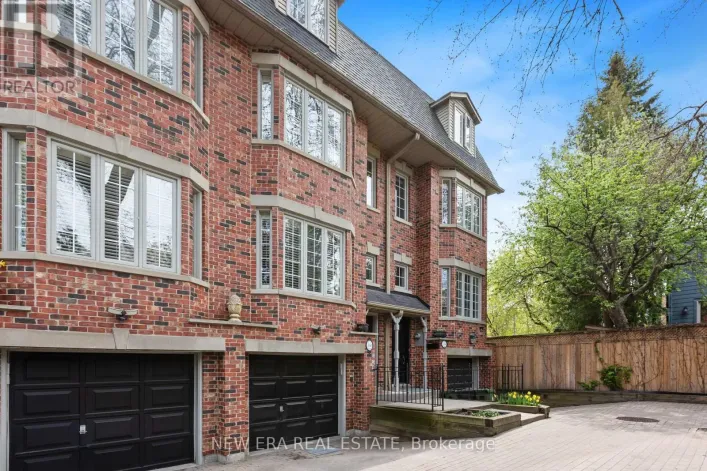 B - 35 SPRUCE STREET, Toronto