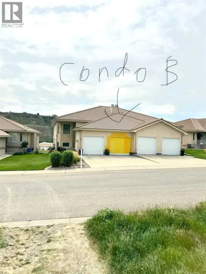 B, 410 Canyon Boulevard W, Lethbridge