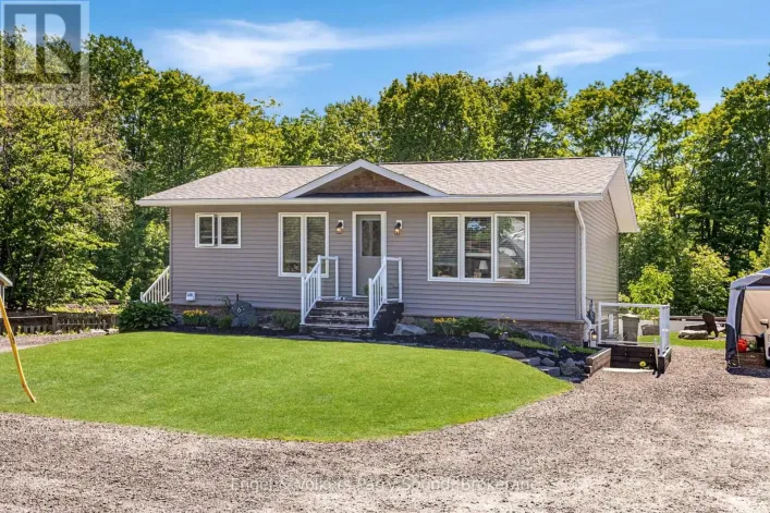 B - 6 LAWRENCE STREET, Parry Sound