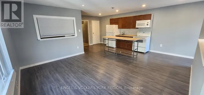 B - 6 QUEEN STREET, Innisfil