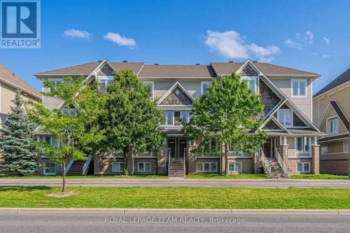 B - 634 CHAPMAN MILLS DRIVE, Ottawa
