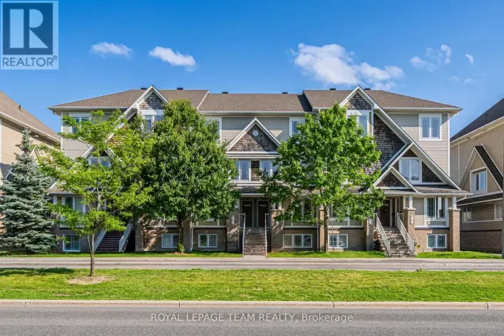 B - 634 CHAPMAN MILLS DRIVE, Ottawa