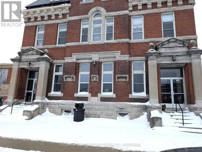 B - 719 QUEEN STREET, Kincardine