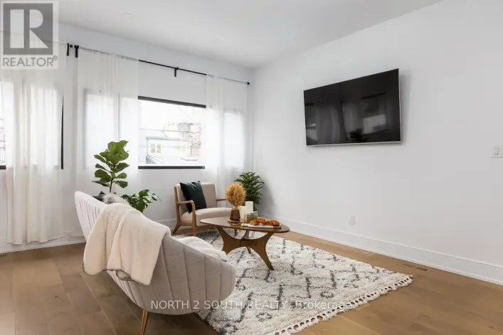 B - 918 MANNING AVENUE, Toronto