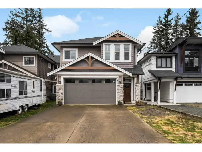 B 9279 CARLETON STREET|Chilliwack Proper East, Chilliwack