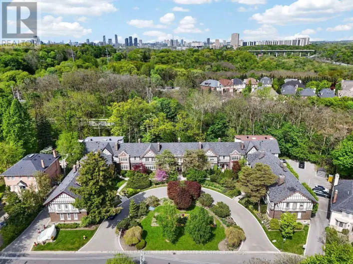 B - 93B DOUGLAS CRESCENT, Toronto