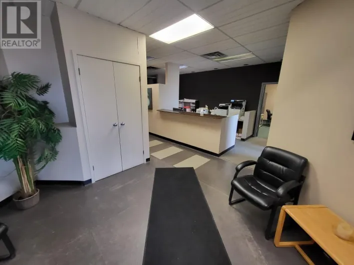 B 947 Memorial AVE, Thunder Bay