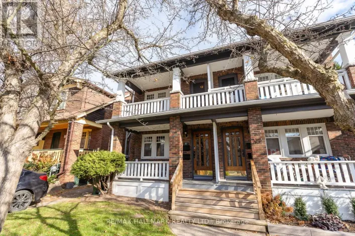 B (UPPER) - 27 HAMMERSMITH AVENUE, Toronto