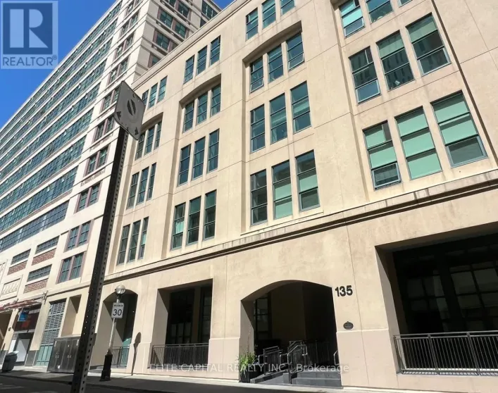 B02 - 135 DALHOUSIE STREET, Toronto