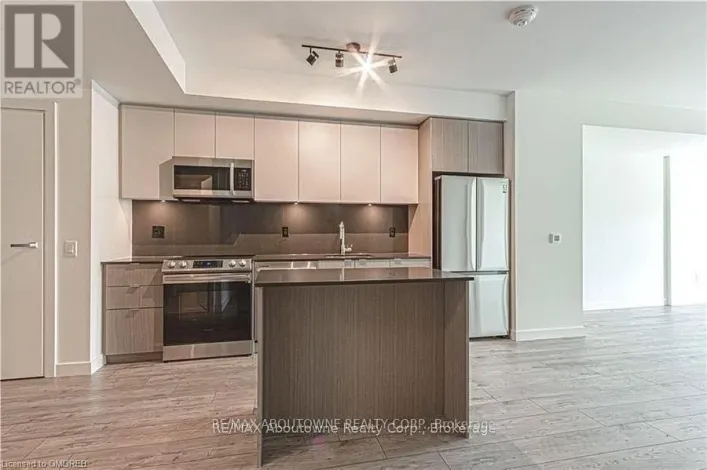 B0416 - 133 BRONTE ROAD, Oakville