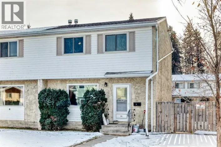 B1, 35 Nash, Red Deer