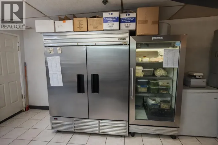 B1 5728 UNIVERSITY BOULEVARD, Vancouver