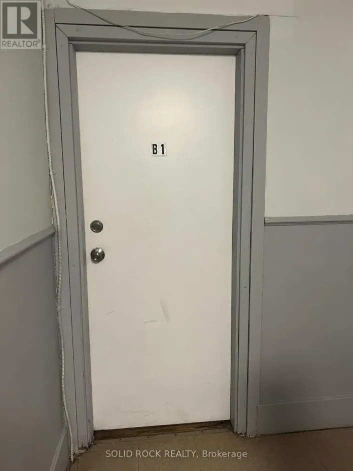 B1 - 89 KING STREET W, Brockville