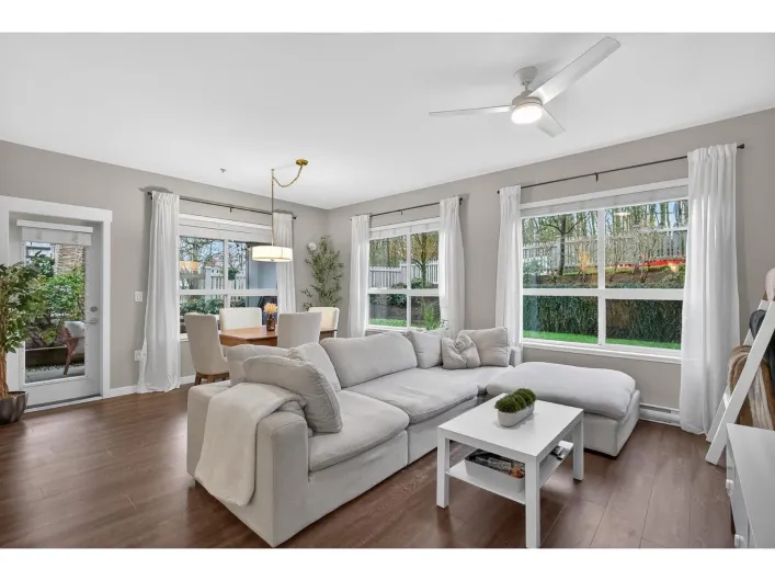 B102 6490 194 STREET, Surrey