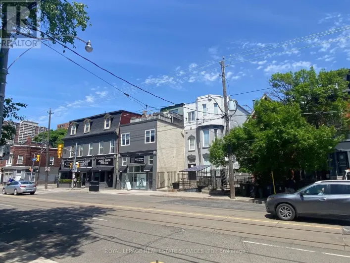 B105 - 206 CARLTON STREET, Toronto