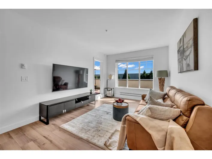 B209 20487 65 AVENUE, Langley