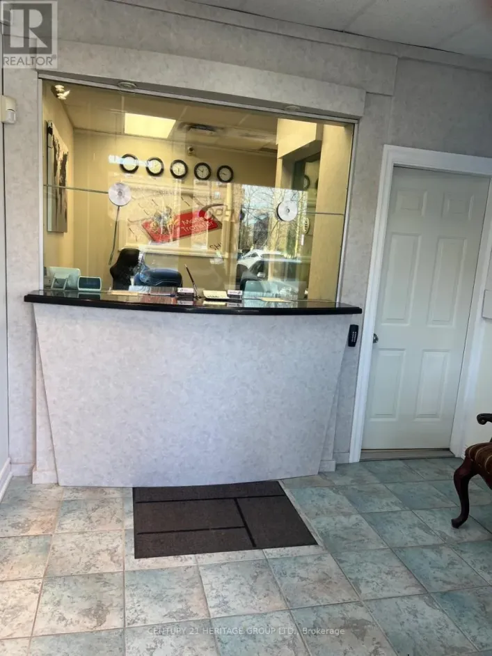 B23 - 7378 YONGE STREET, Vaughan