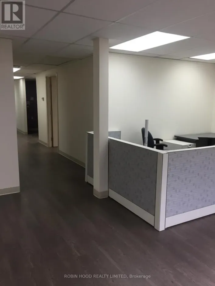 B3 - 2212 GLADWIN CRESCENT, Ottawa