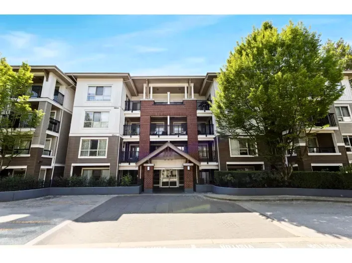 B304 8929 202 STREET, Langley