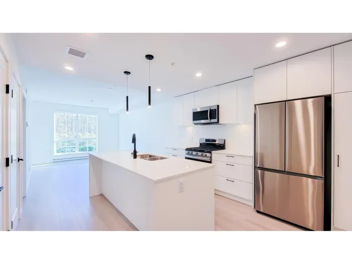 B306 20078 85 AVENUE, Langley