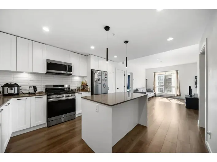 B315 20078 85 AVENUE, Langley