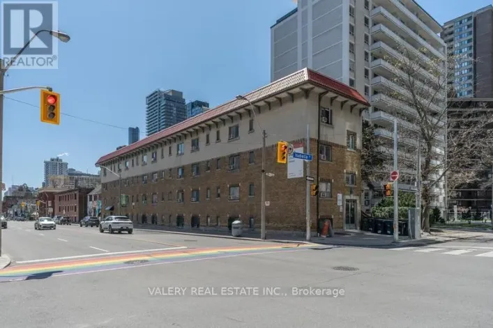B5 - 608 CHURCH STREET, Toronto