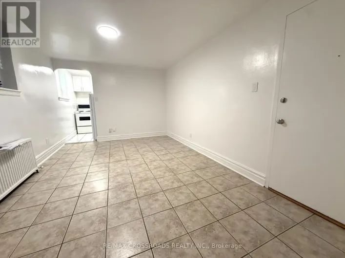 B7 - 2770 YONGE STREET, Toronto