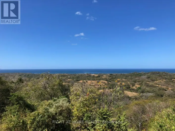 B70 - 1 PLAYA LAGARTO ROAD, Costa Rica