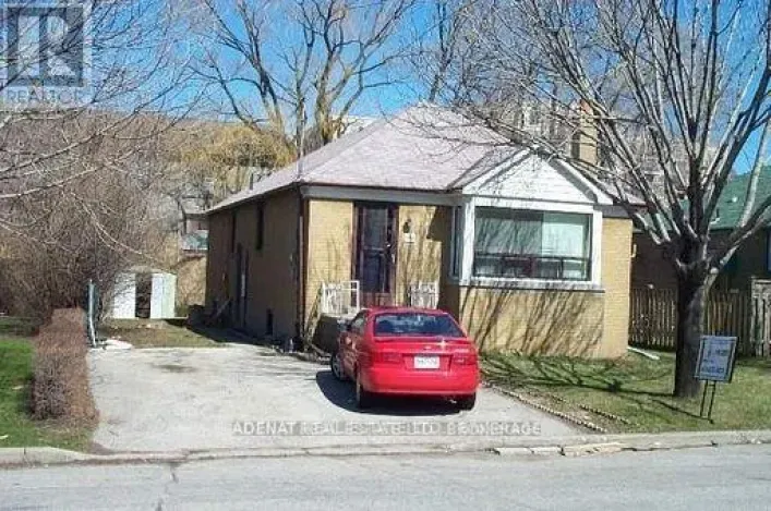 BACH - 146 FAIRHOLME AVENUE, Toronto