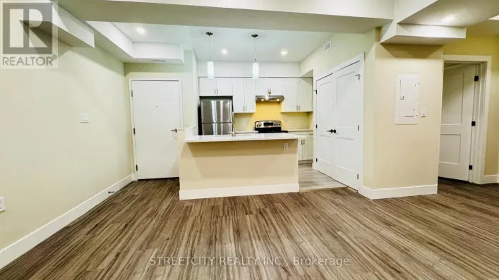 BACK UNIT - 346 ASHLAND AVENUE, London East