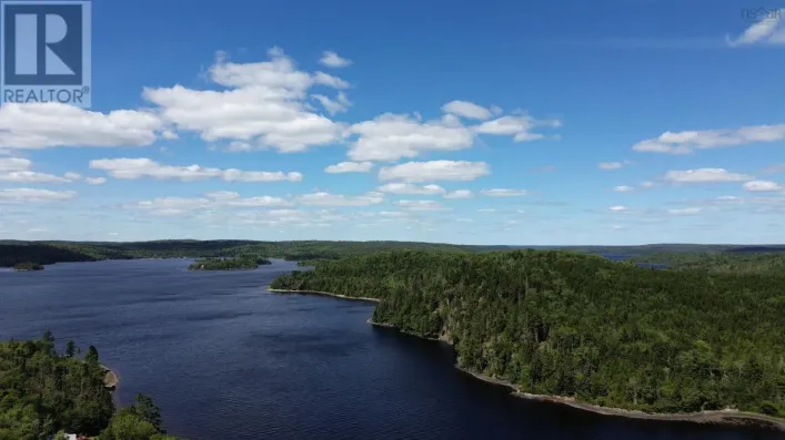 Bait Lake Unknown, Lakeville