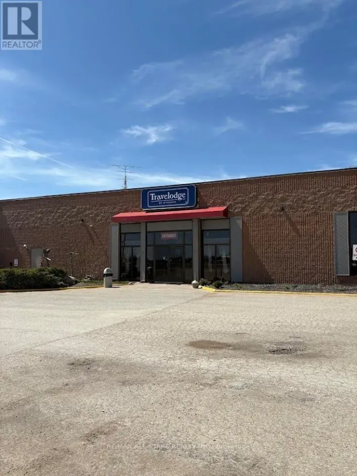 BALSAM ROOM - 1754 HIGHWAY 7, Kawartha Lakes