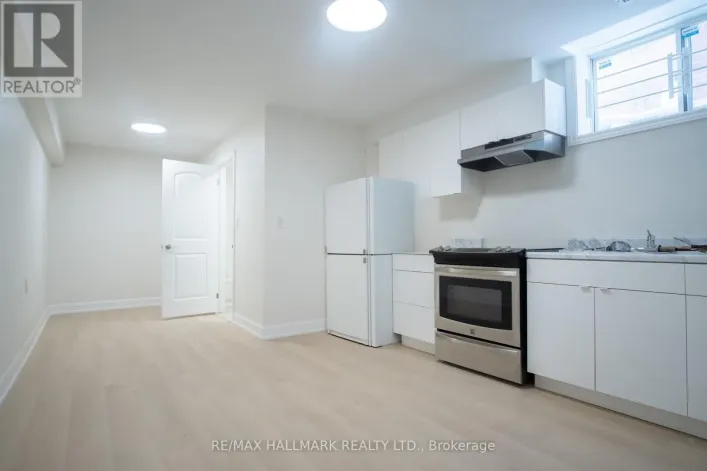 BASEMENT 1 - 118 FAIRHOLME AVENUE, Toronto