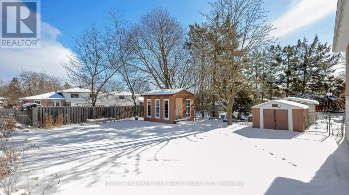 (BASEMENT) - 15 BANFF DRIVE, Aurora