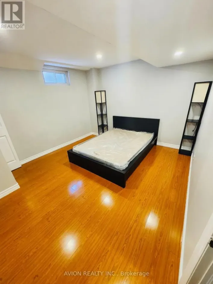 BASEMENT - 15 SAINTSBURY SQUARE, Toronto