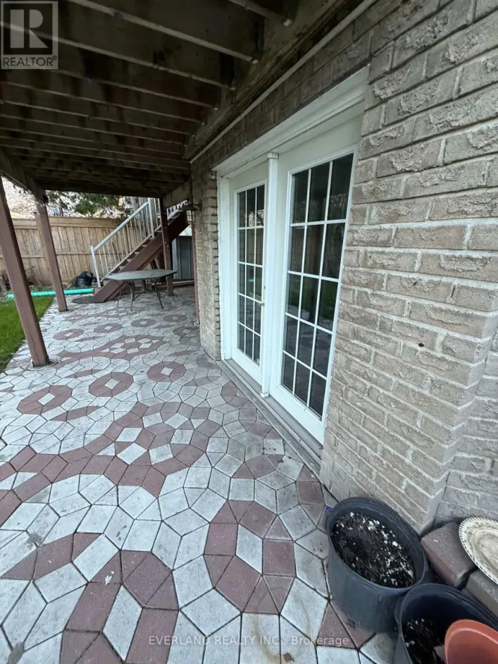 BASEMENT - 156 BRISTOL ROAD, Newmarket