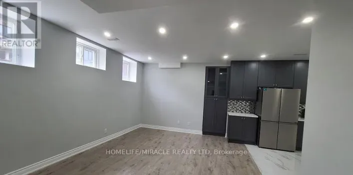 BASEMENT - 19 FALKLAND ROAD, Brampton