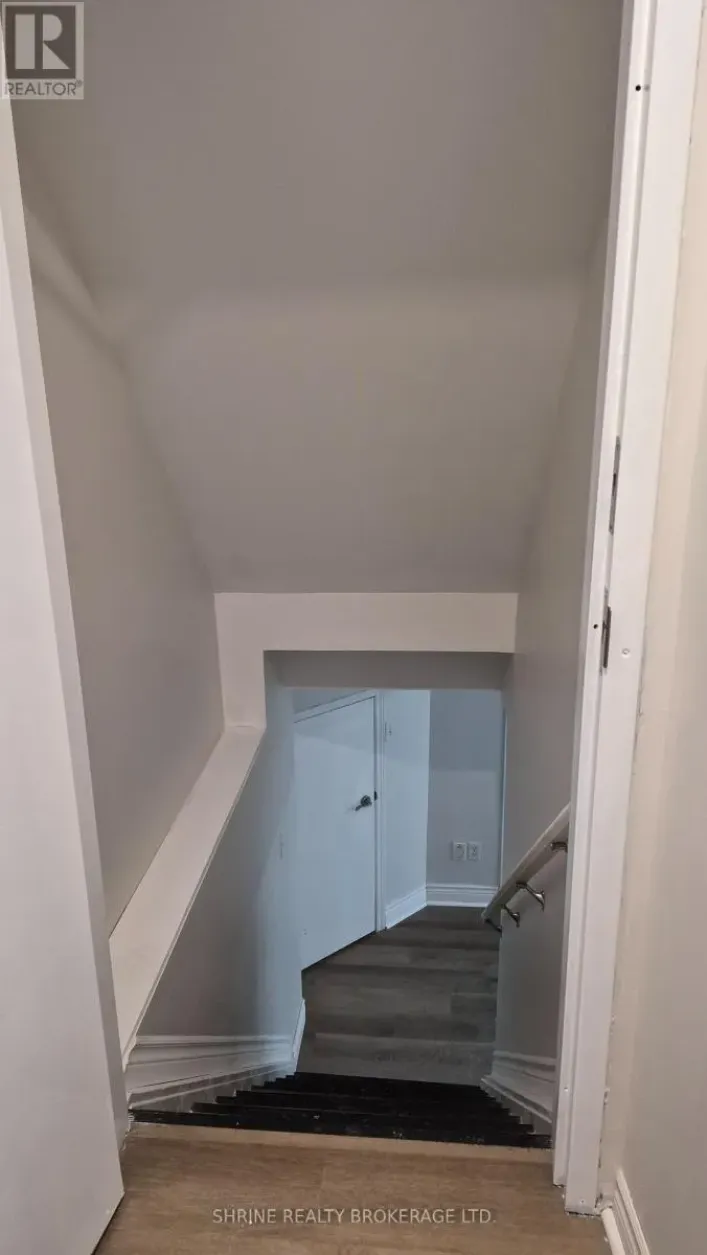 BASEMENT - 1961 ROLLINGACRES DRIVE, London North