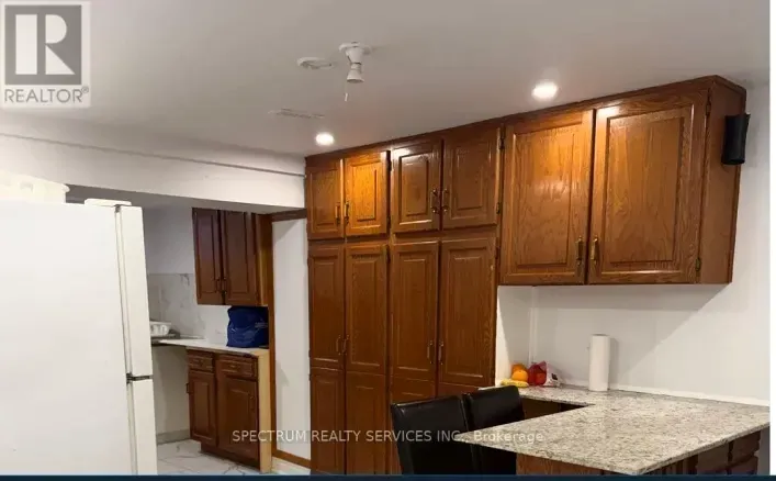 BASEMENT #2 - 12 HAMER BOULEVARD, Toronto