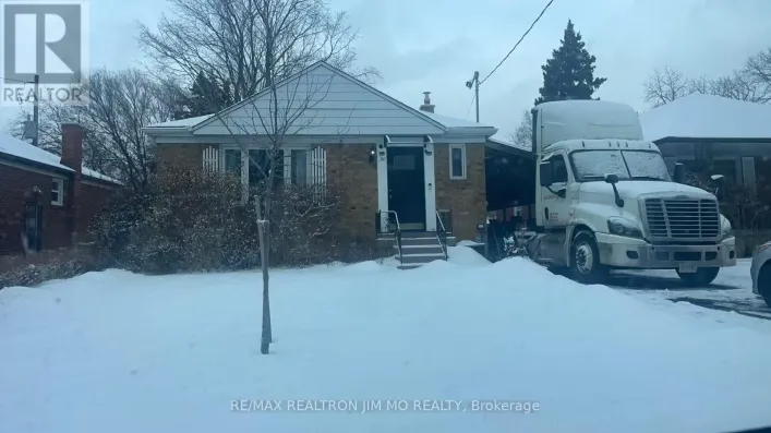 BASEMENT - 20 GUILD HALL DRIVE, Toronto