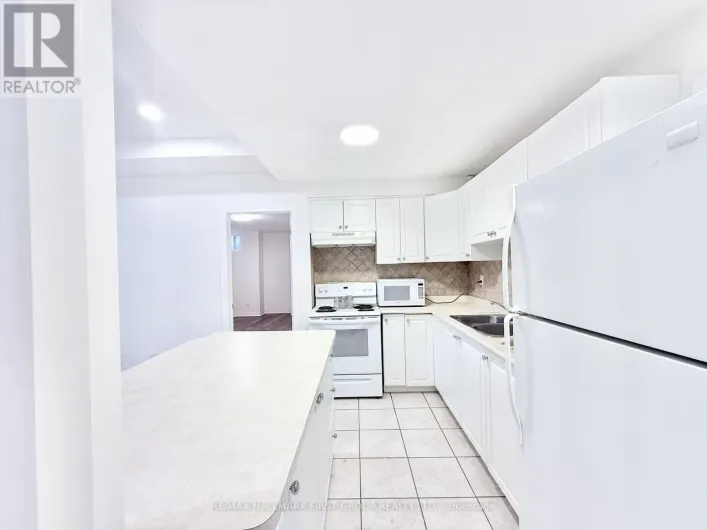 BASEMENT - 22 RISEBROUGH AVENUE, Toronto