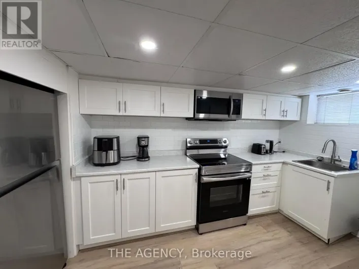 BASEMENT - 26 BEAVERBROOK AVENUE, Toronto