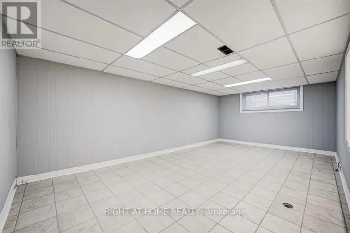 BASEMENT - 27 SUSSEX AVENUE, Richmond Hill