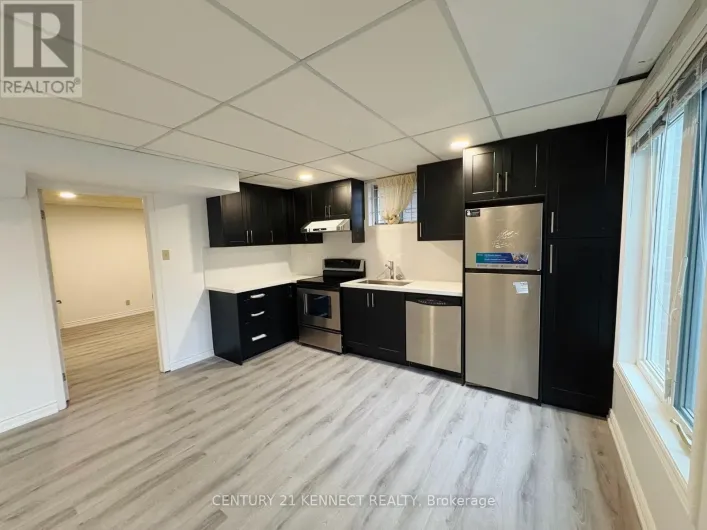 BASEMENT - 33 SOMERSET CRESCENT, Richmond Hill