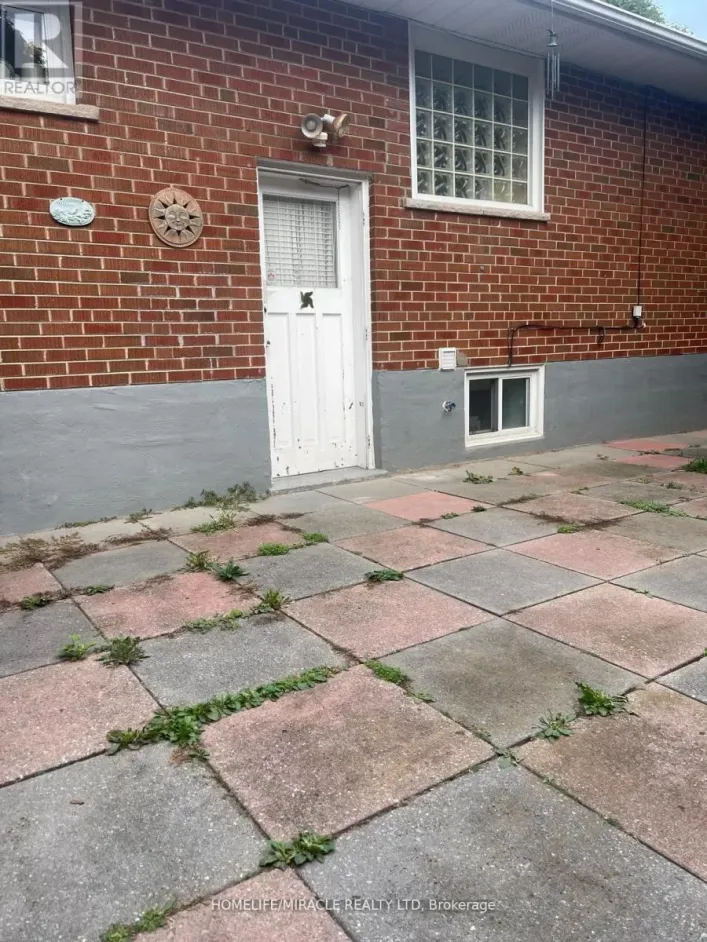 BASEMENT - 45 MALAMUTE CRESCENT, Toronto