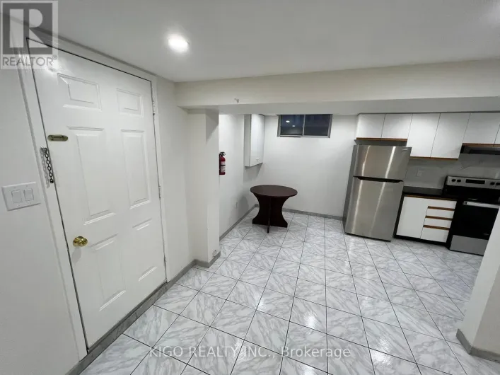 BASEMENT - 5907 LADYBURN CRESCENT, Mississauga